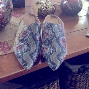 Burgundy, teal and gray snakeskin mules. Very striking! Size 10 wide
